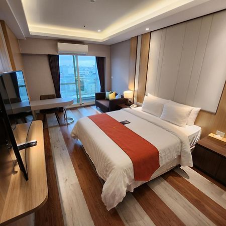 Bentley Hotel Чжунли Экстерьер фото